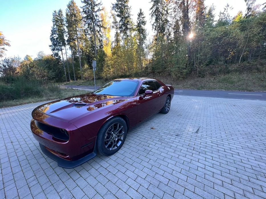 Dodge Challenger