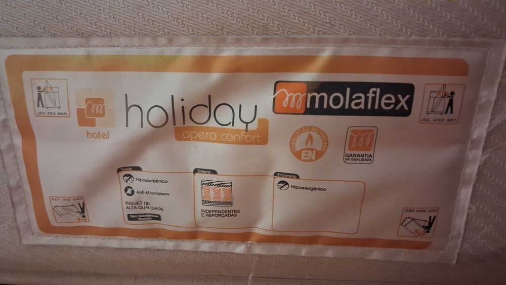 Colchão mola solteiro