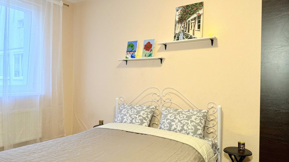 Двокімнатна квартира в ЖК Левада/ подобово/ метро Левада