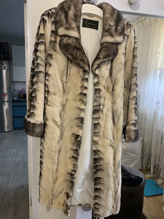 Продам норкову шубу