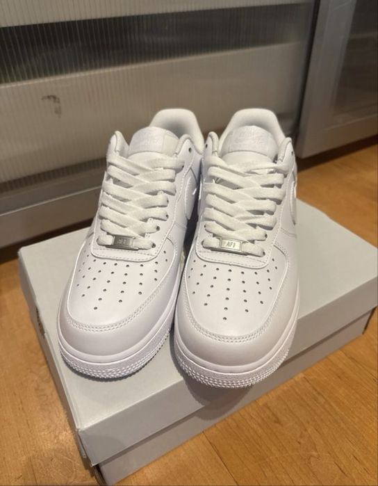 Sapatilhas Nike Air Force 1 '07 Brancas