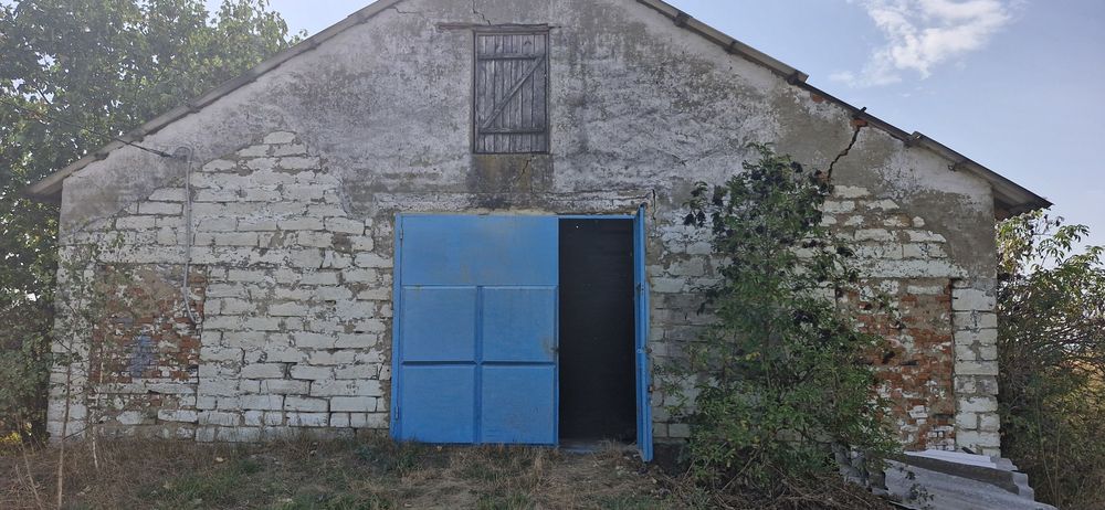 Продам дві ферми