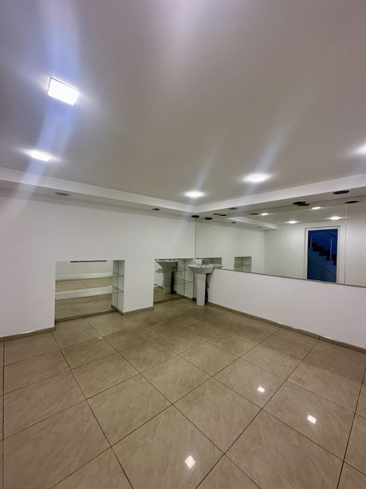 Нежилое помещение Салон Красоты/Центр