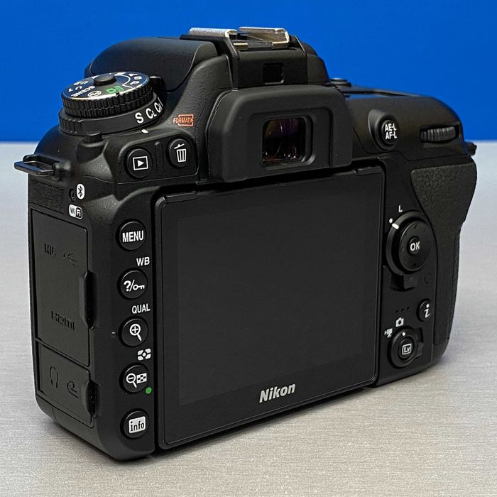 Nikon D7500 (Corpo) - 20.9MP | 3 ANOS DE GARANTIA