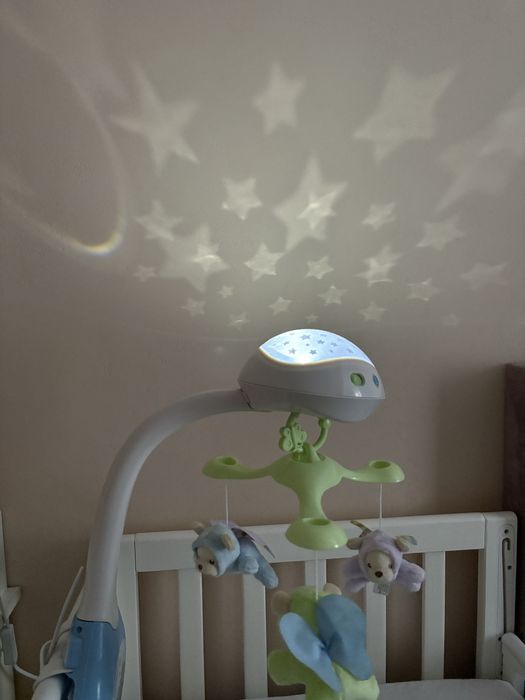 Мобіль на ліжко