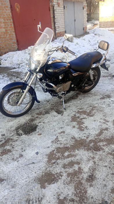 Мотоцикл Bajjaj 220
