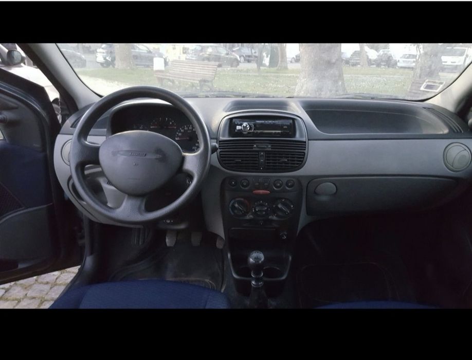 Fiat Punto 1.2 ELX 60cv — photo 4