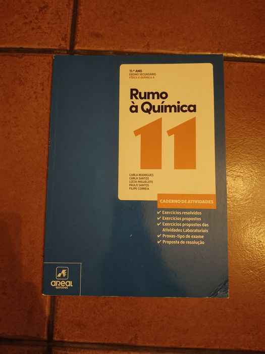 Manuais escolares