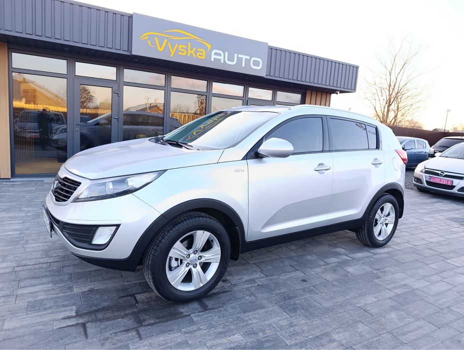 Продам  гарний  автомобіль
