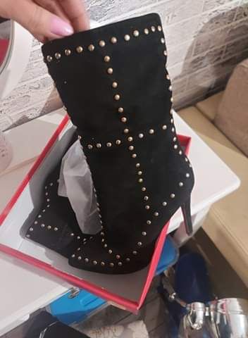 Sprzedam nowe kozaczki