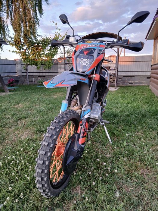 Kovi Advans  250
