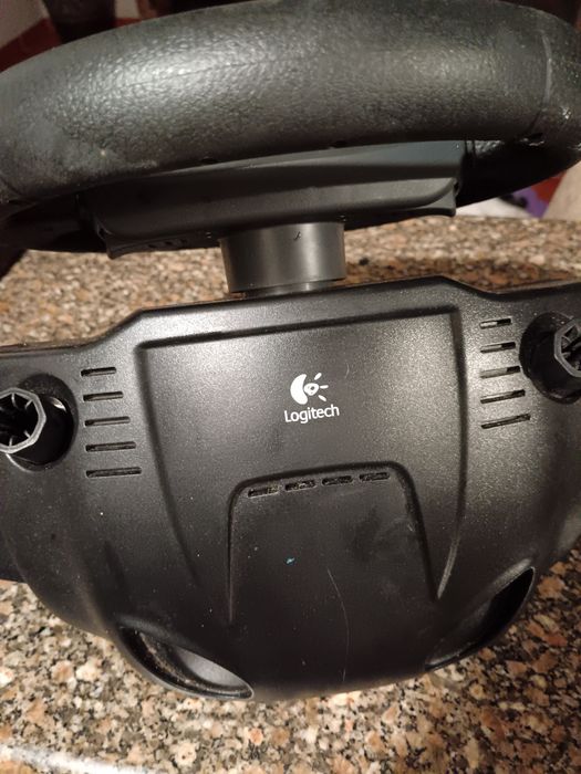 Vendo volante Logitech