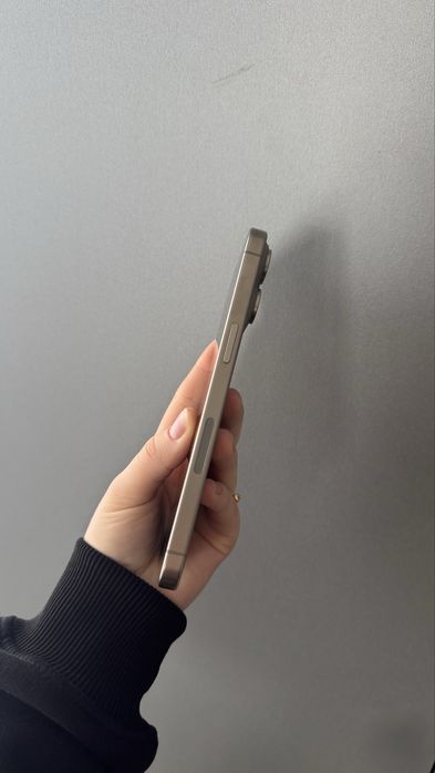 Apple iPhone 15 Pro Max 256Gb Гарний стан