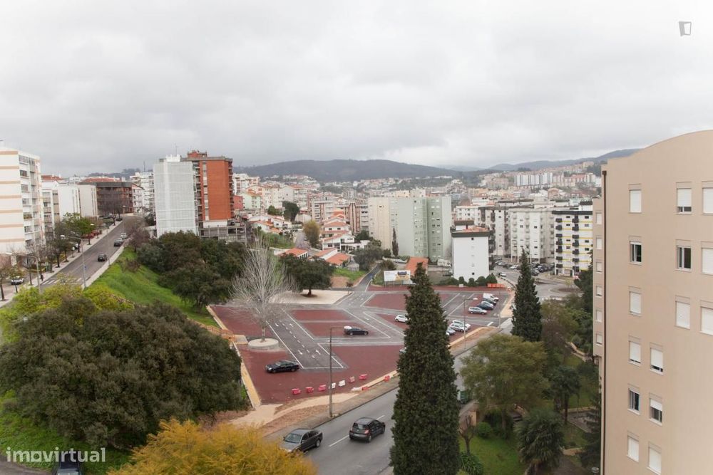 Quarto - localizado em Arregaça Coimbra