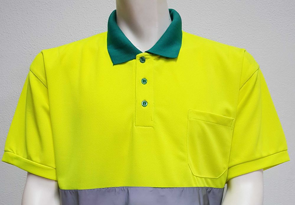 Polo bicolor alta visibilidade, malha técnica, faixas refletoras.