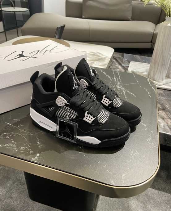 Jordan Air Jordan 4 Retro White Thunder R.41