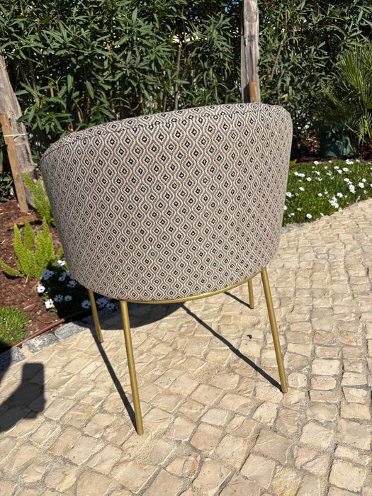 Cadeiras e Mesa de Exterior de Qualidade Superior