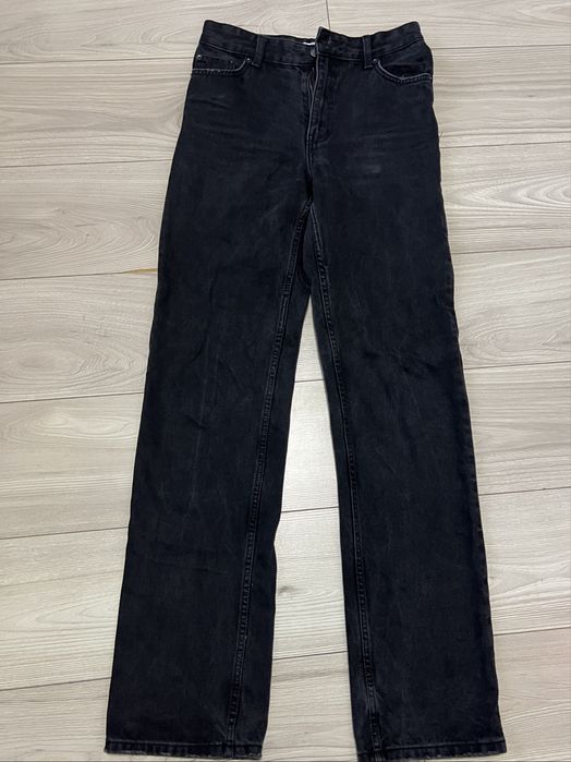 Джинси жіночі Bershka