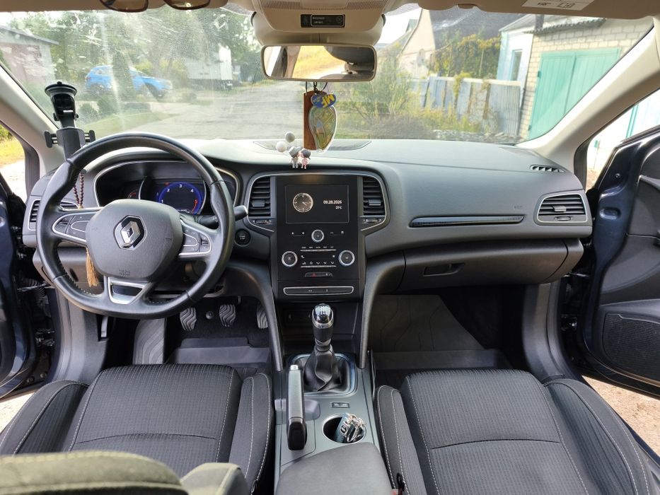 Авто Рено Меган 4