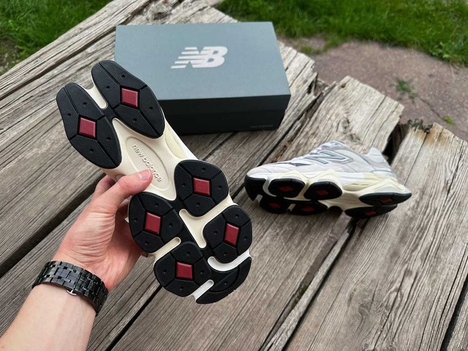 Останній 41/42 розмір / Кроссовки New Balance 9060 Rain Cloud Grey / Чоловічі Кросівки NB / Нью Беланс