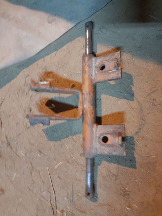 Super okazja stojak do przedsąsarki pasowej 11sztuk