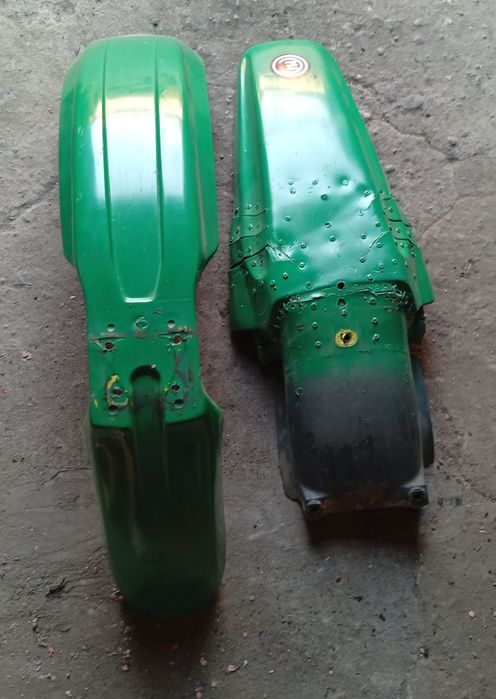 задний хвост и переднее крыло