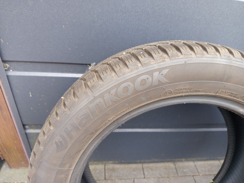 Opony zimowe Hankook 205/55/17  7mm