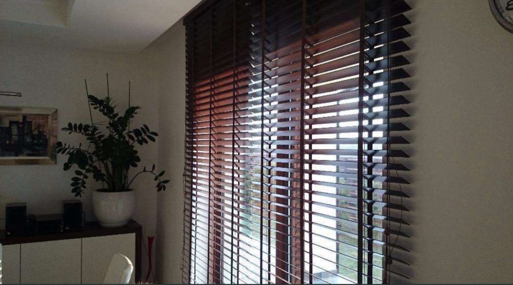 Żaluzje drewniane na wymiar