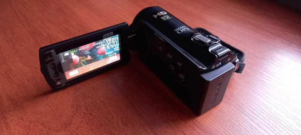 Відеокамера Samsung full HD 1920×1080 з чохлом