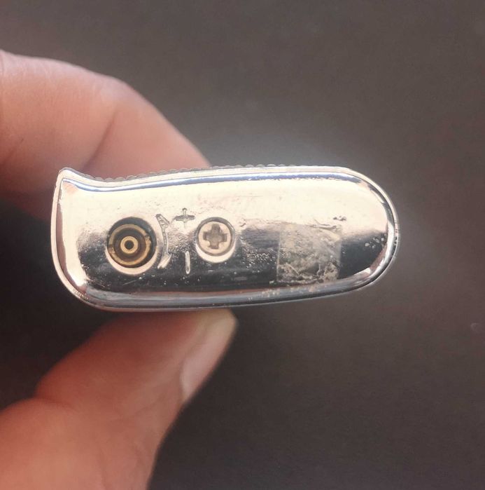 Isqueiro a gás com formato