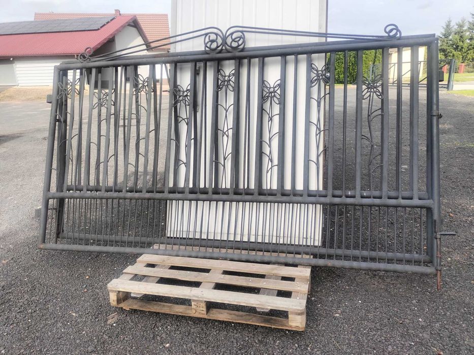 Brama ogrodzeniowa