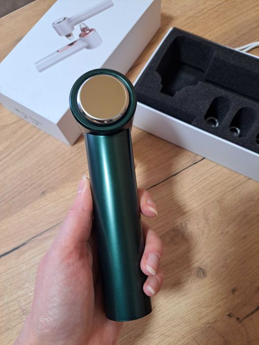 Очищувач шкіри та пор AIMED вакуумний з камерою