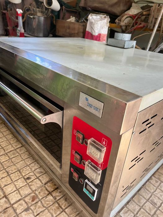 Forno de pizzas profissional