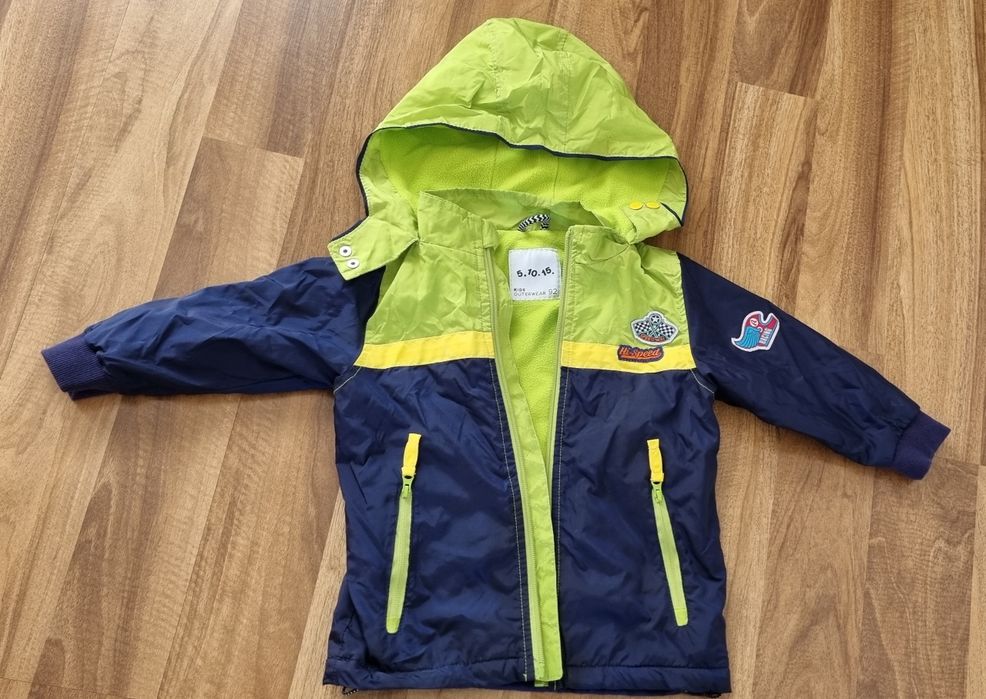 Kurtka z polarem dla chłopca. 92