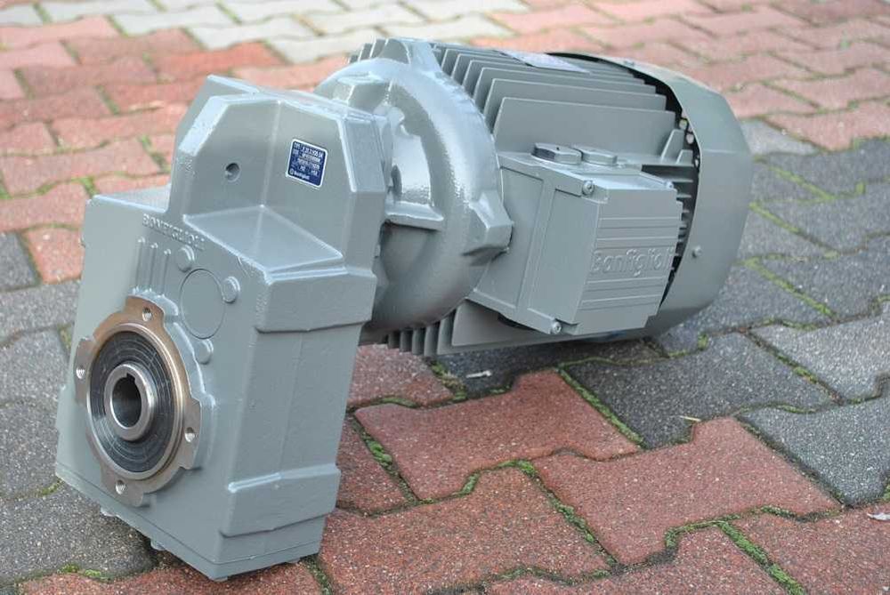 Motoreduktor 4kw. 160obr./min.. Firmy Bonfiglioli