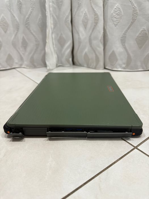 Ноутбук Acer Enduro Urban N3 (N19Q9)