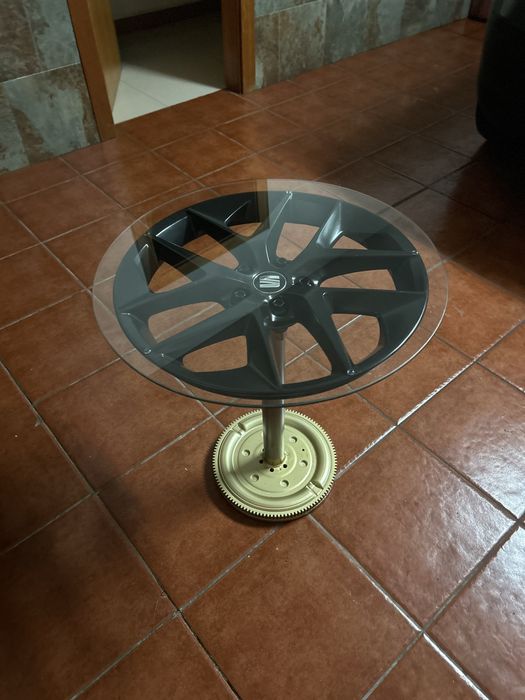 peça decorativa feita de jante