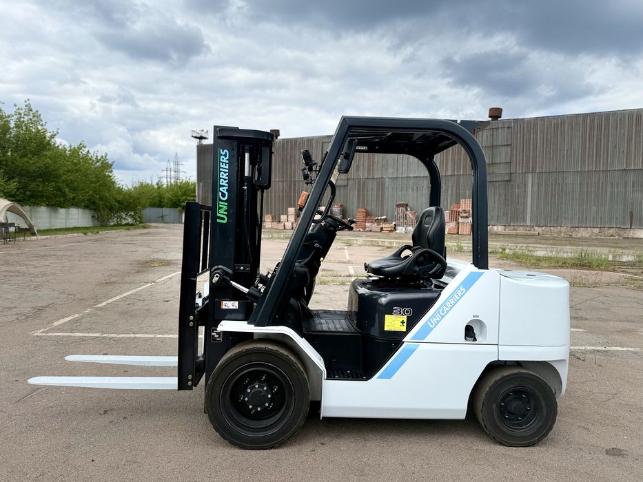 Навантажувач вилковий Unicarriers FD30 -2020 рік , кара, погрузчик
