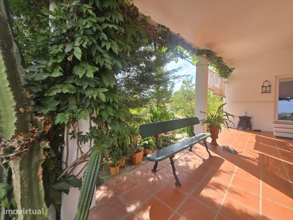 Quinta com 1.35 ha e uma vista fantástica em Portalegre
