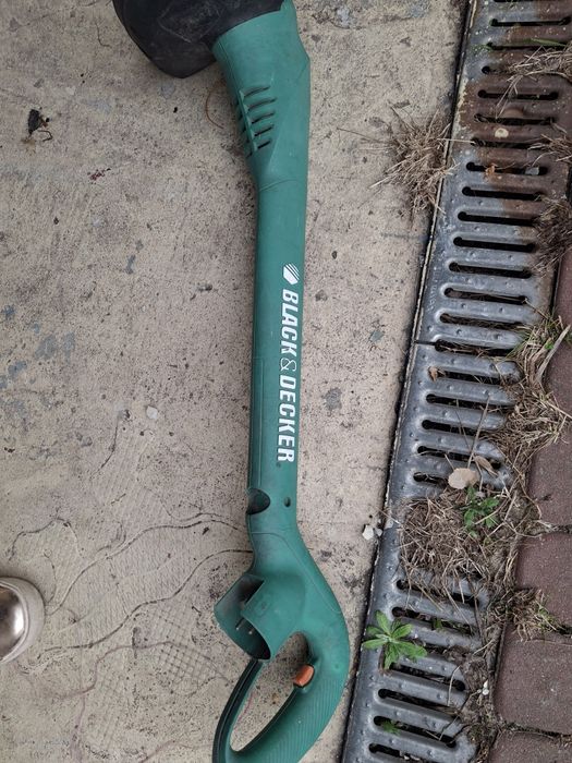 Podkaszarka Black Decker