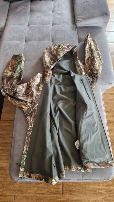 Kurtka Under Armour Essential Hybrid Jacket GoreTex M/L