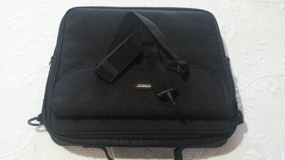Mala transporte PC Portátil.