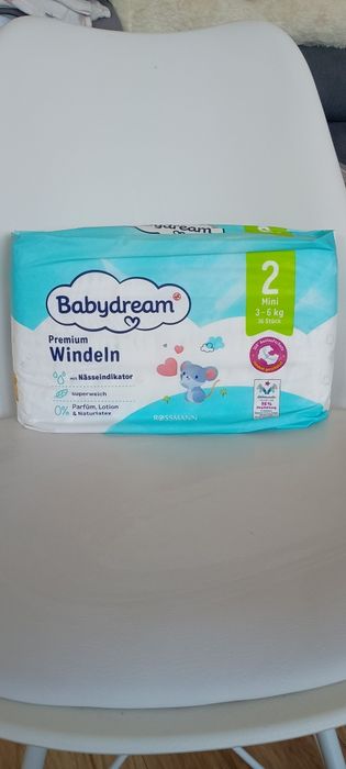 Pieluchy jednorazowe babydream rozmiar 2 (3opakowania)