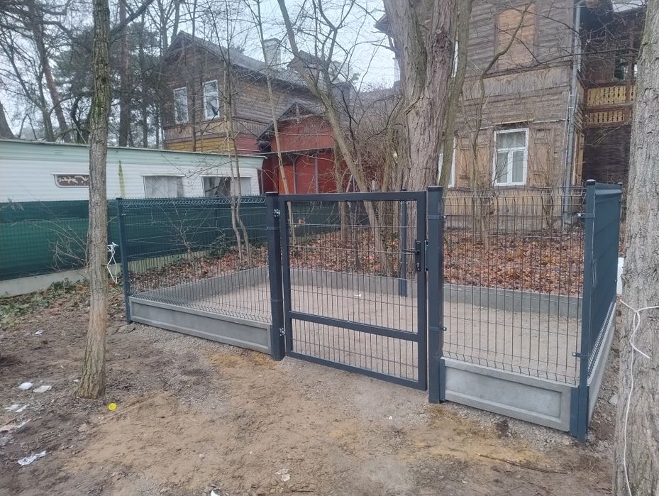 &  Złota Rączka  &