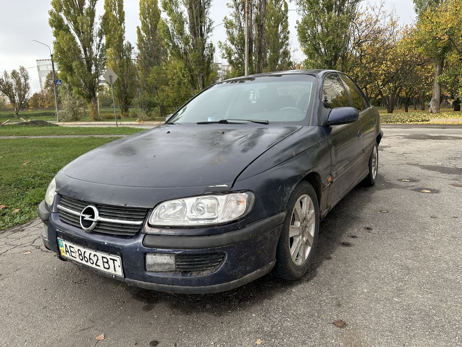 Продам Opel Omega 2.0