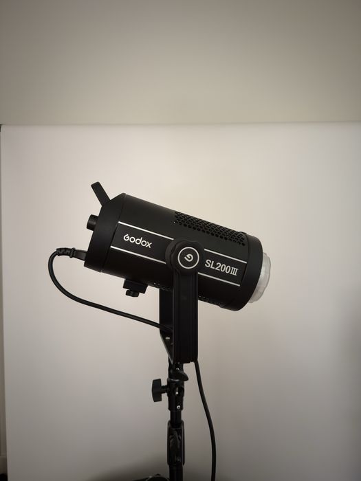 Godox sl200 iii