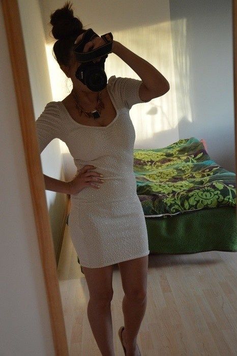 Sukienka H&M beżowa nude Brokat 34 xs