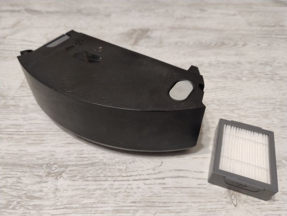 Pojemnik na śmieci + Nowy filtr Irobot Roomba e5, i3, i5, i7, j5