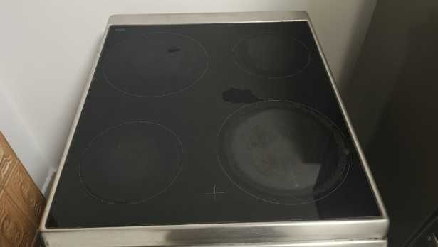 Kuchenka elektryczna Whirlpool (100% sprawna, zadbana)