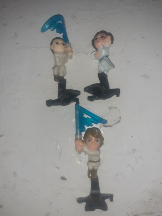 Figurki z jajek Kinder Siuprise z najnowszej serii  Star Wars.